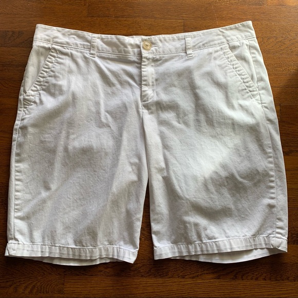 Liz Claiborne Pants - Liz Claiborne white cotton shorts * Size 14